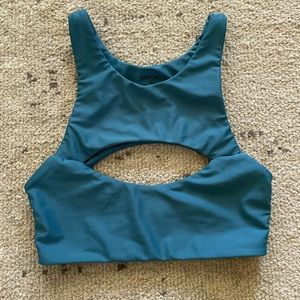 Mikoh Marrakech Swim Top - small